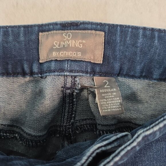 Chico's So Slimming Jeans Straight Leg Women's Size 2 Regular Stretch Blue - Picture 5 of 9